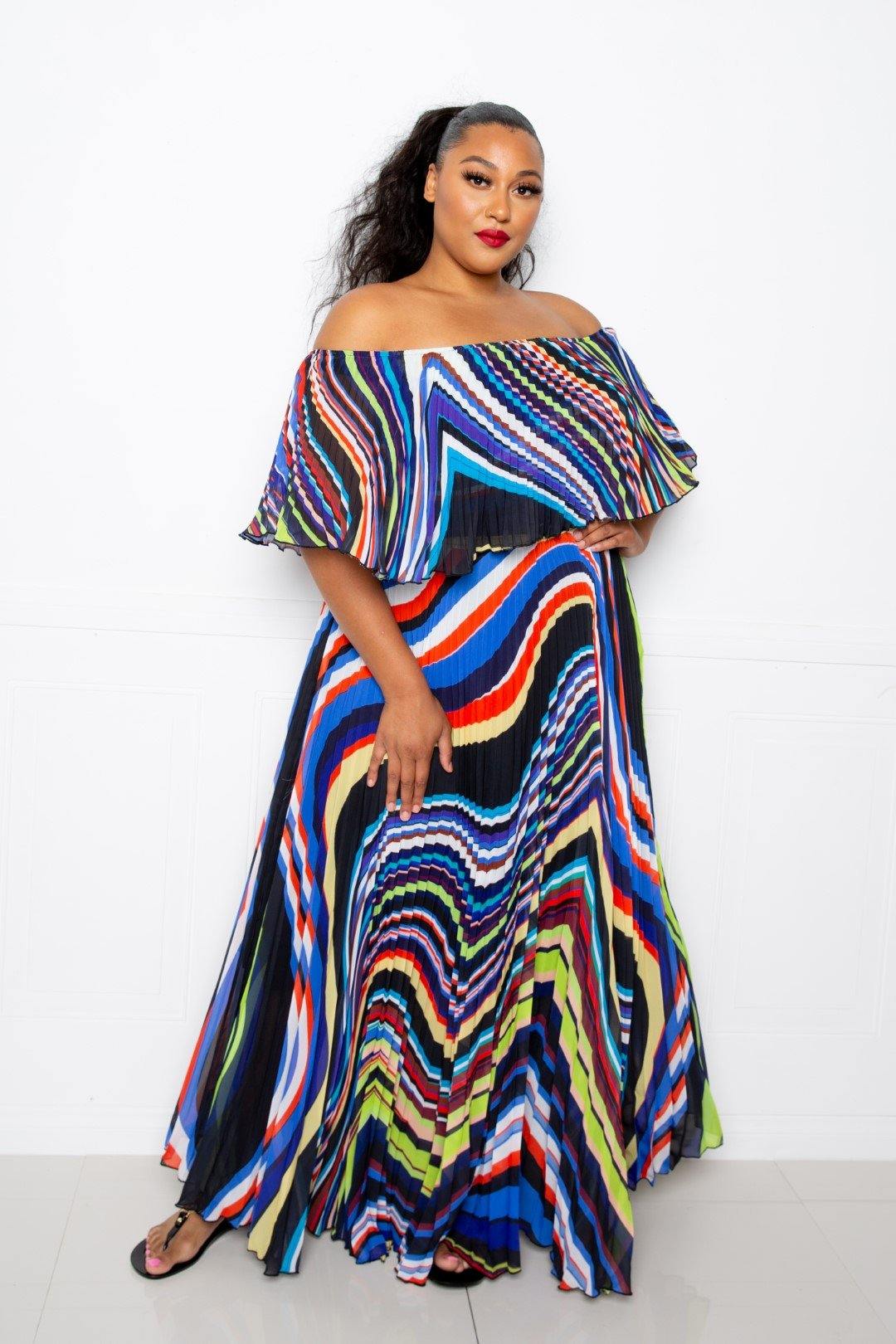 Geo Printed Off Shoulder Pleated Maxi Dress - Pearlara