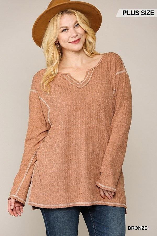 Two-tone Ribbed Tunic Top With Side Slits - Pearlara