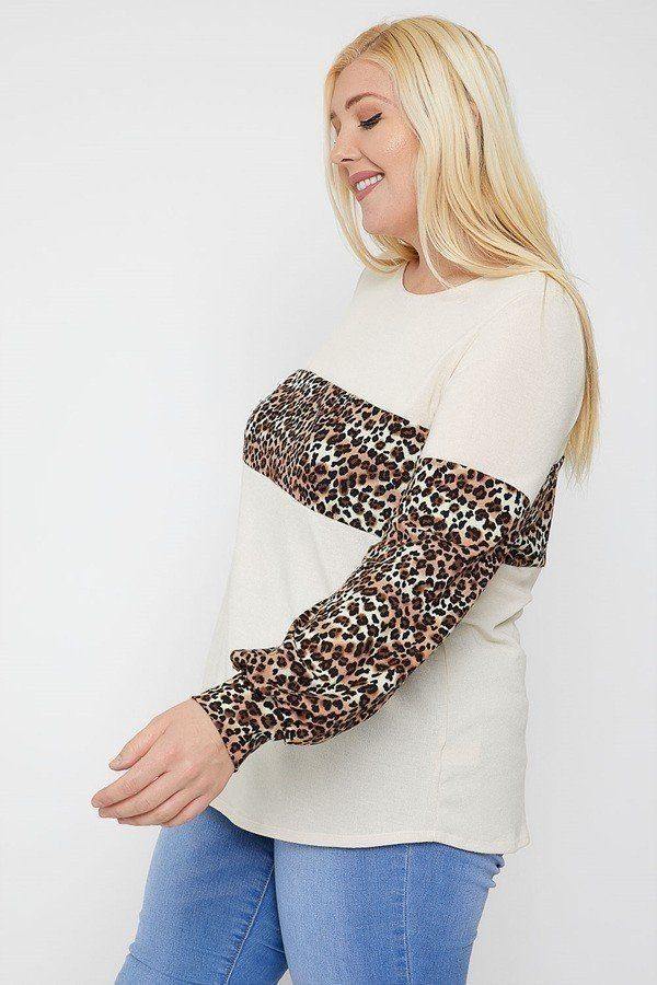 Round Neckline Contrast Print Top - Pearlara