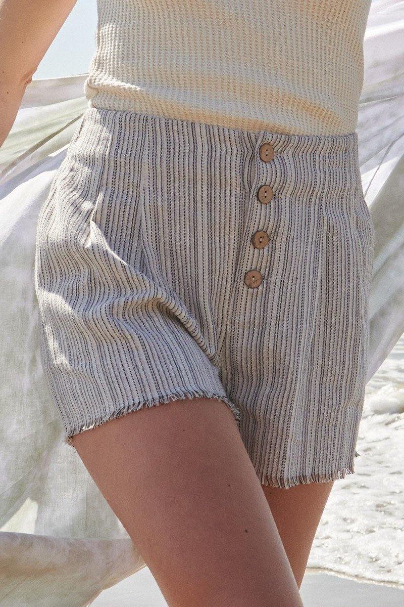 A Pair Of Striped Woven Shorts - Pearlara